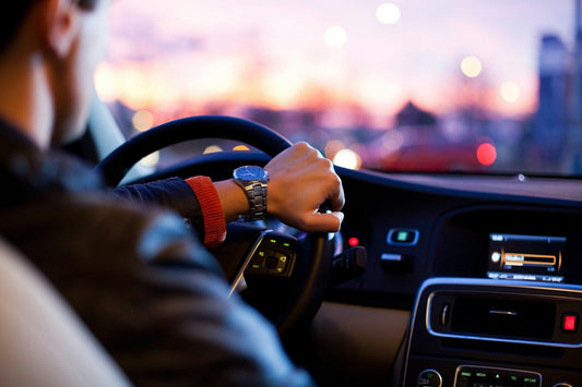 auto piept bij starten