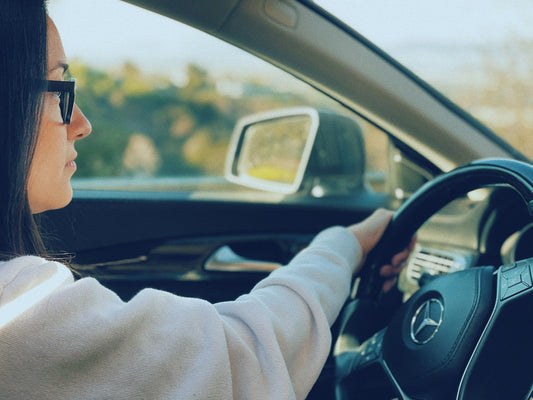 auto piept bij wegrijden